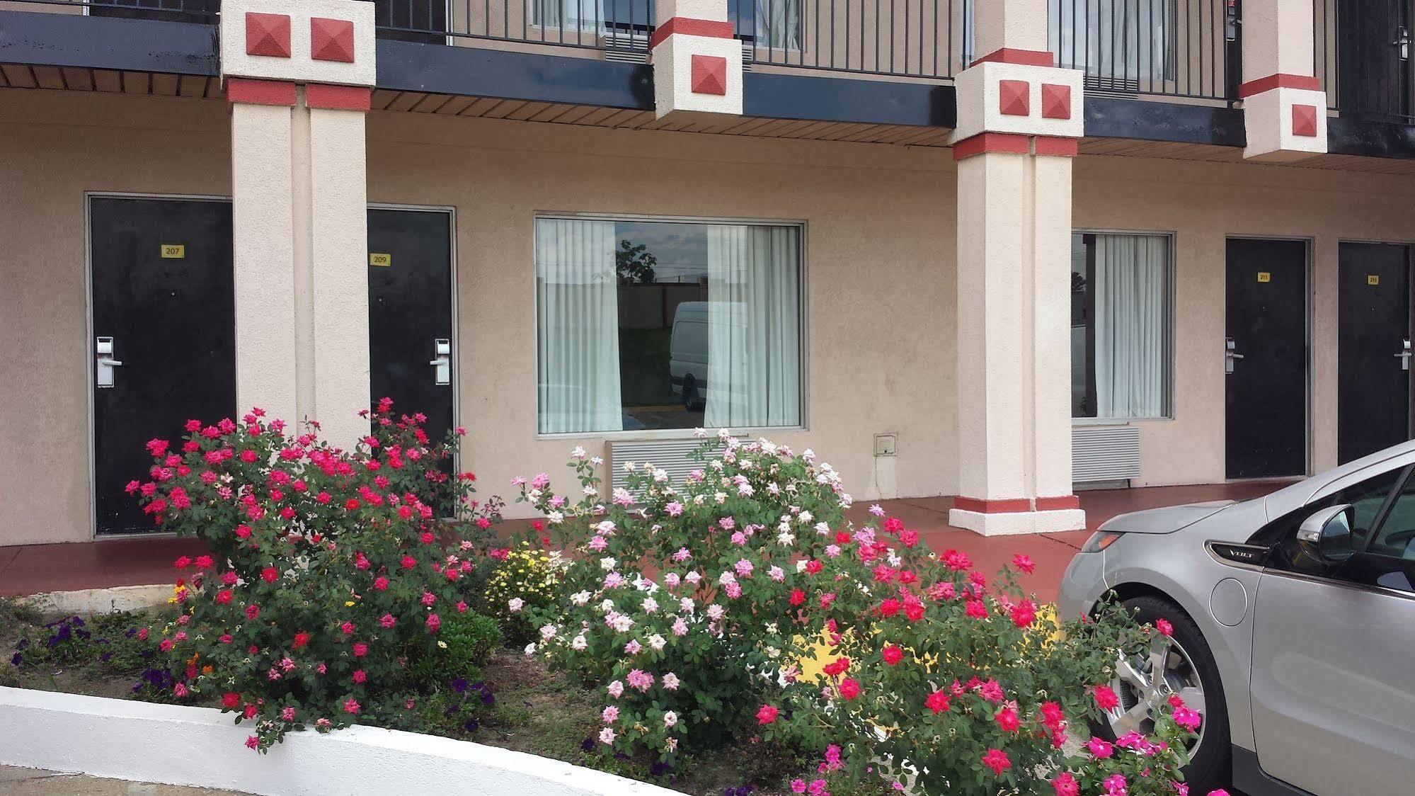 Motel Super 8 By Wyndham College Park/Atlanta Airport West Exterior foto