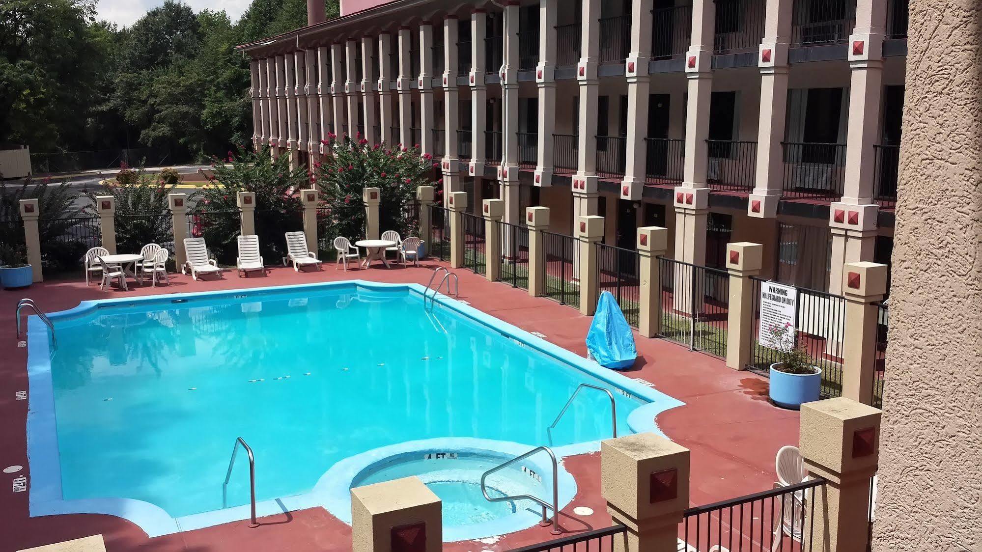 Motel Super 8 By Wyndham College Park/Atlanta Airport West Exterior foto