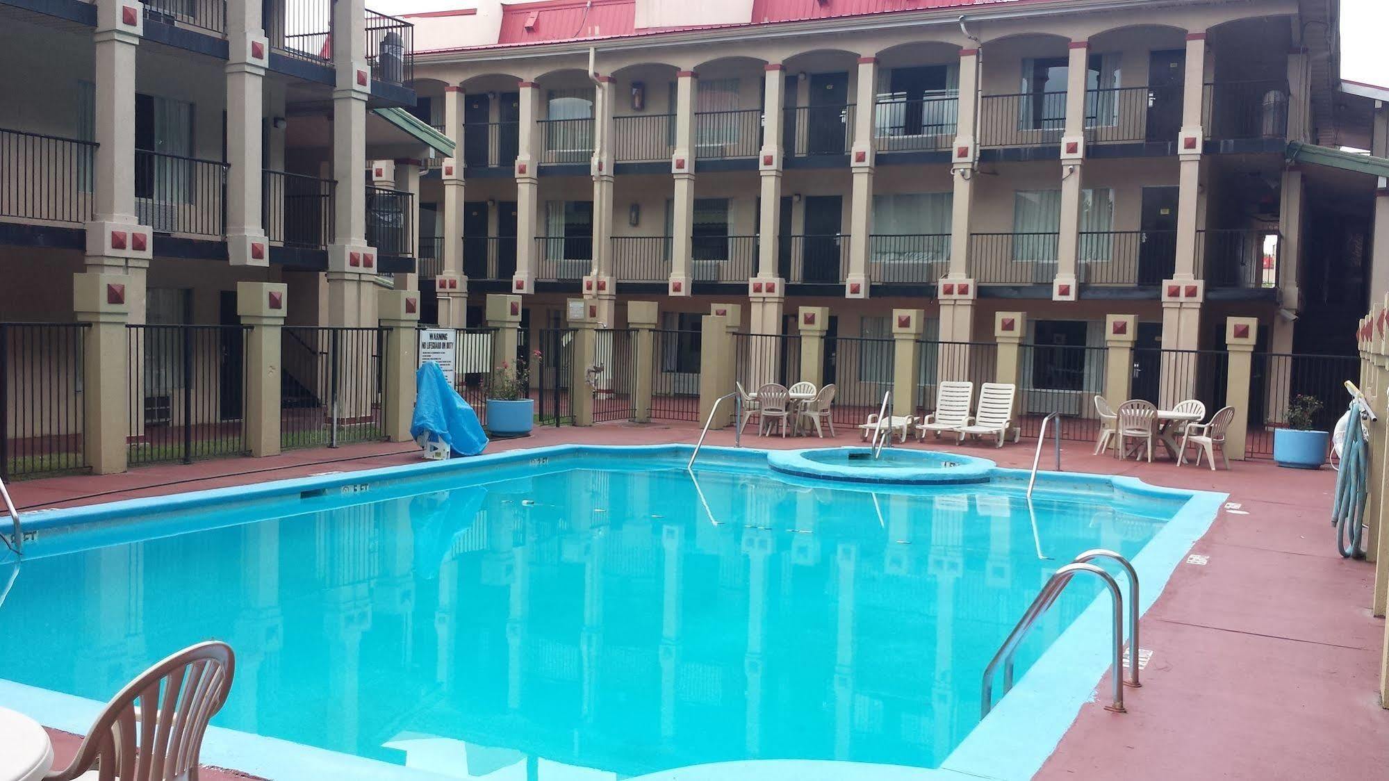 Motel Super 8 By Wyndham College Park/Atlanta Airport West Exterior foto